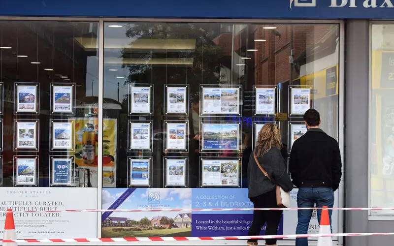 UK housing market slowdown deepens as summer sales fall 9 per cent
