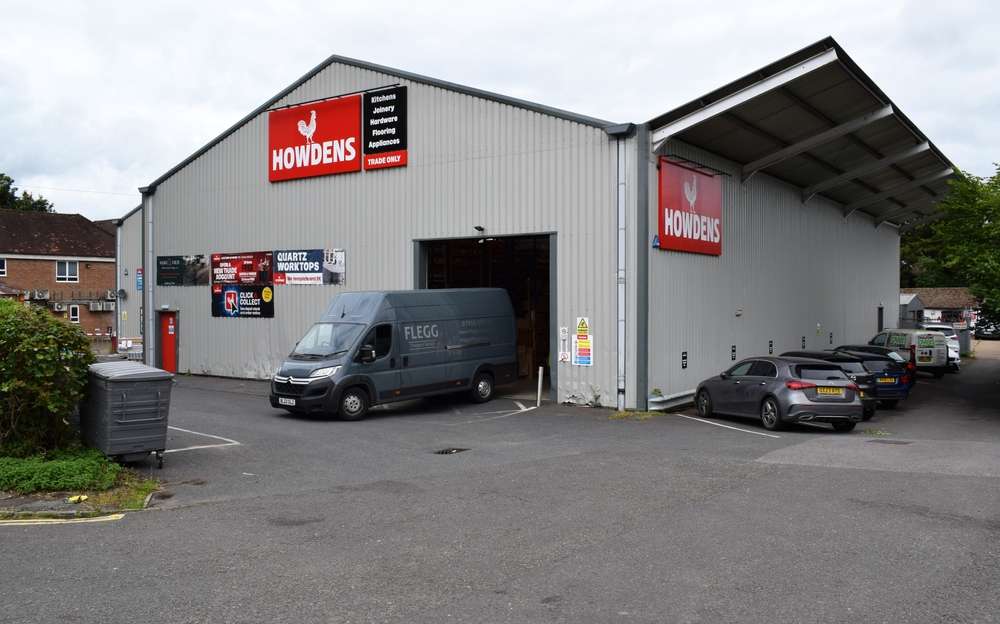 Industrial unit investment guide: 8 per cent yields on small sheds, FRI leases, commercial SDLT with no surcharge, VAT traps and the SIPP route.