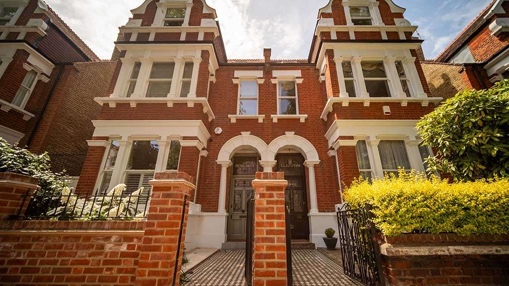Four of London's wealthiest boroughs have turned on the mansion tax on £2m homes, telling the chancellor, John Healey, that it is the worst-designed property levy since William III began charging households for their windows in 1696.